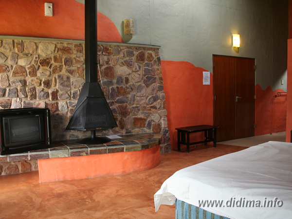 didima camp 2 bed chalet5.png